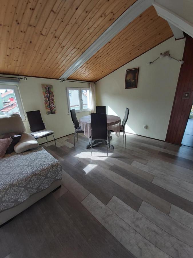 Apartment Malvina Мали-Лошинь Экстерьер фото