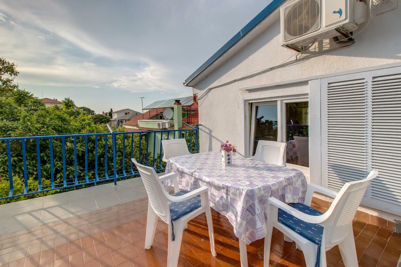 Apartment Malvina Мали-Лошинь Экстерьер фото